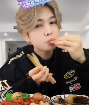 千万粉丝网红鹿哈或需赔偿26.9亿元,带货牛肚翻车