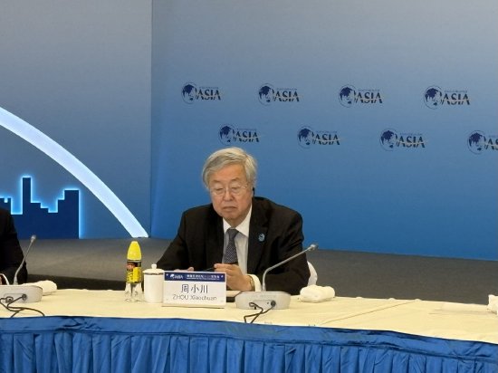 各国货币政策联动性显著增强 周小川解析三大动因