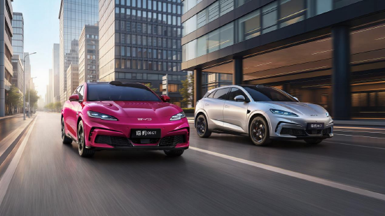 比亚迪2026款海豹06GT与海豹06DM-i旅行版上市，售价11.19万元起